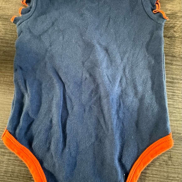 Denver Broncos baby onesie size 6 to 9 months - Picture 3 of 3